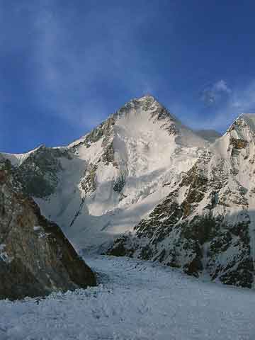 
Gasherbrum I From Gasherbrums Base Camp - Los Ochomiles: Karakorum e Himalaya book
